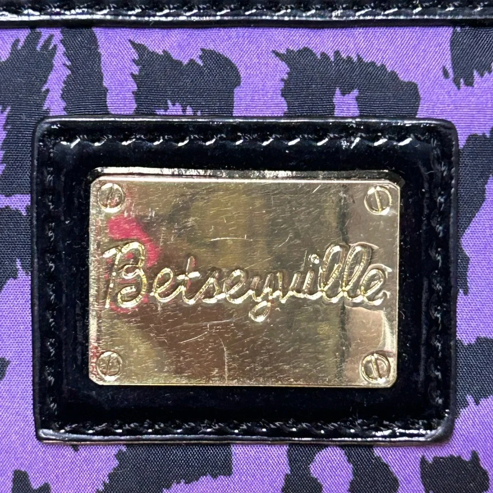 Betsyville Purple & Black Leopard Print Wristlet w/Gold Studs Approx. 10 x 5